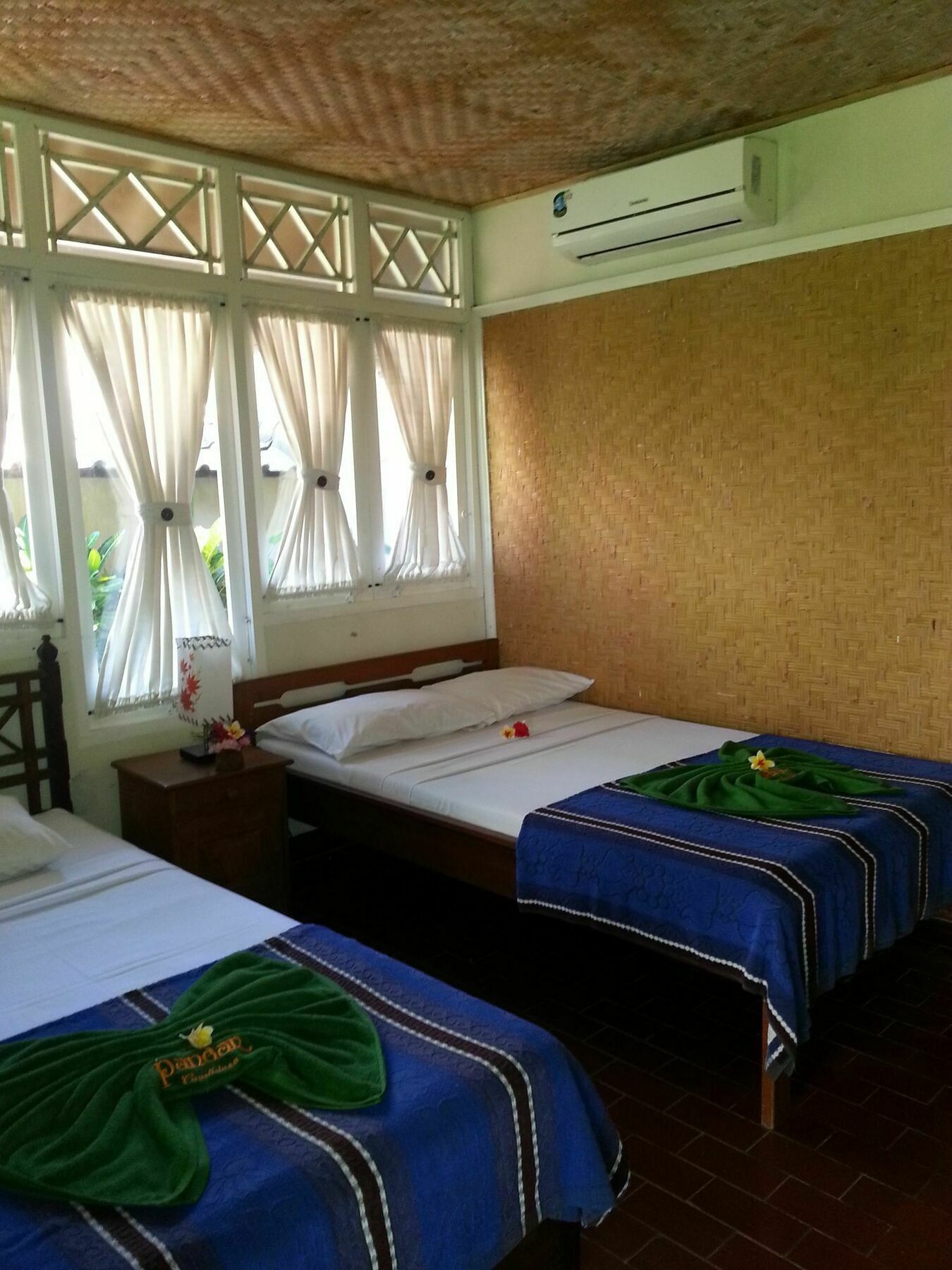 Puri Pandan Restaurant And Bungalow Кандидаса Экстерьер фото